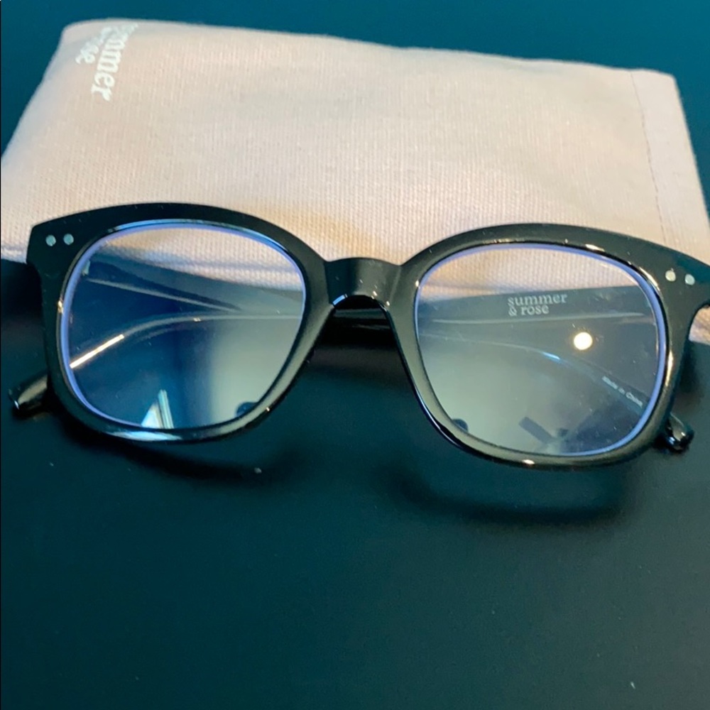 Summer & Rose blue blocker glasses